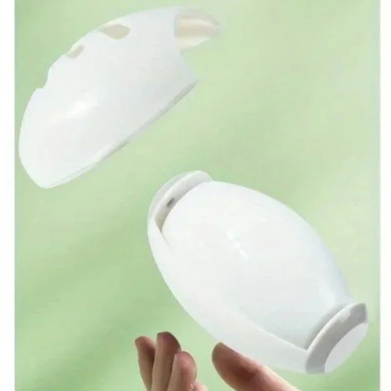 FurFree™ Reusable Lint Roller Powerful adhesive. Washable. Pet-approved. 🐾